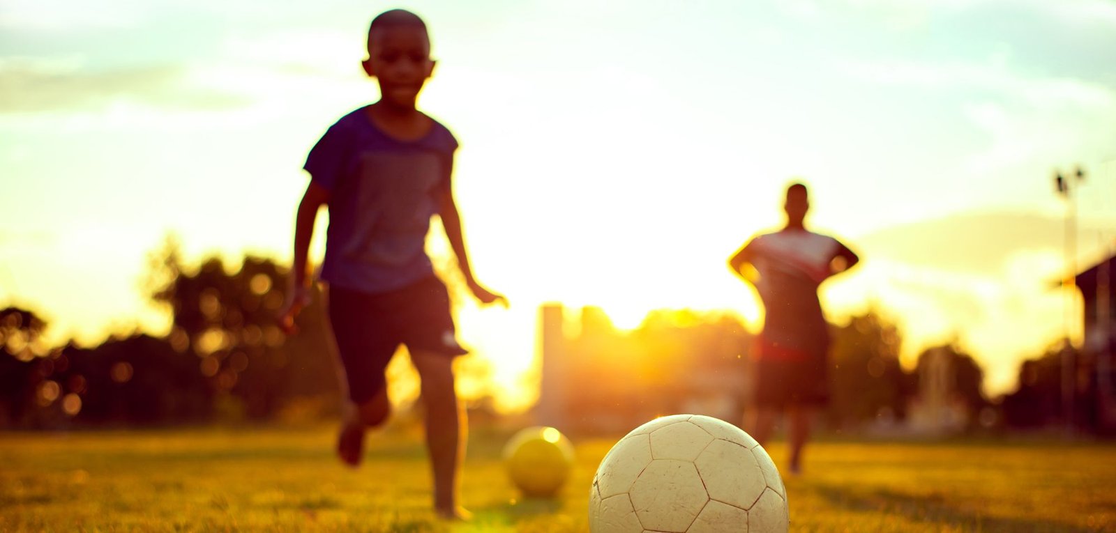 A estória de um jovem periférico num longínquo verão