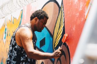Grafiteiro FML em ação