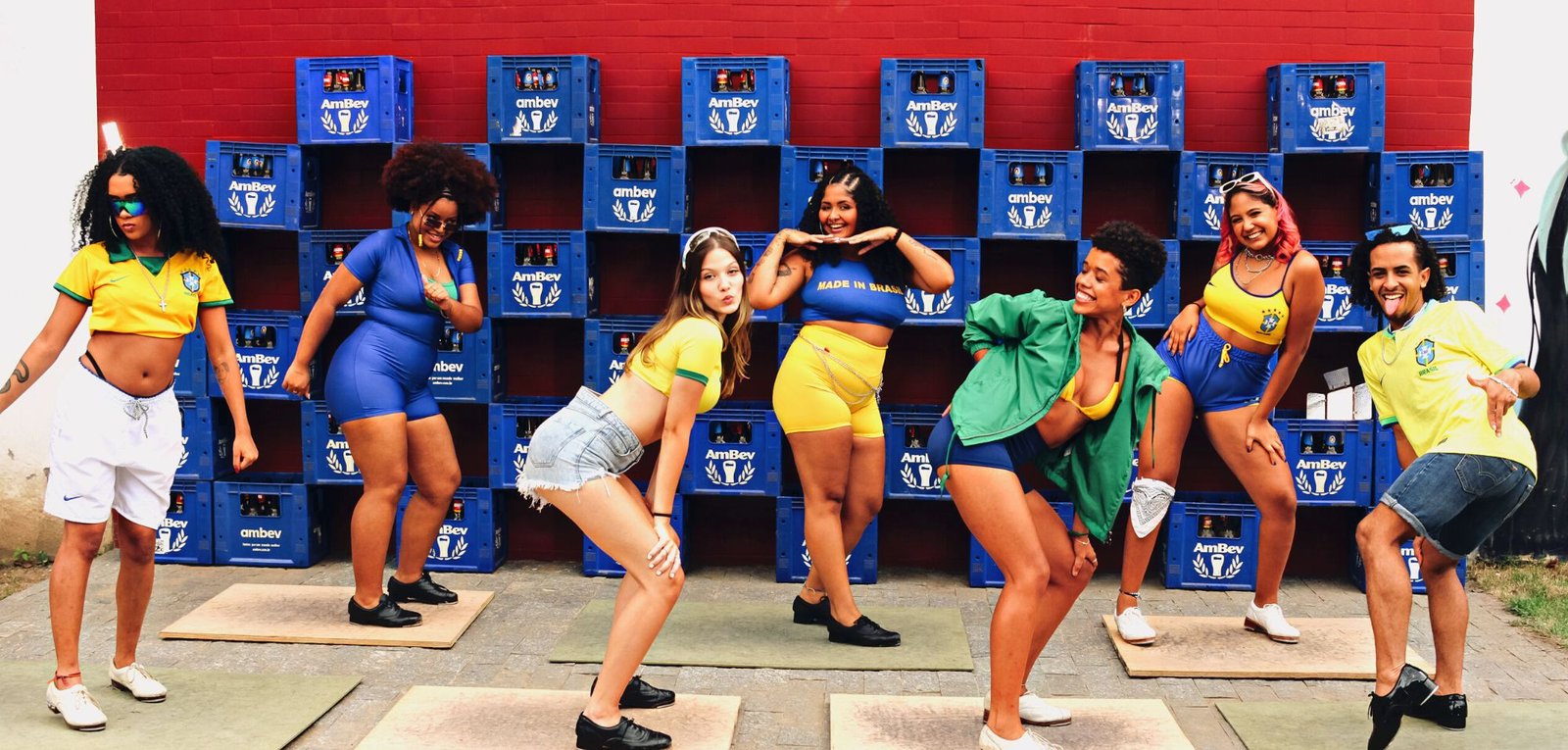 BASED IN BXD: Um bailar de sensações agradáveis